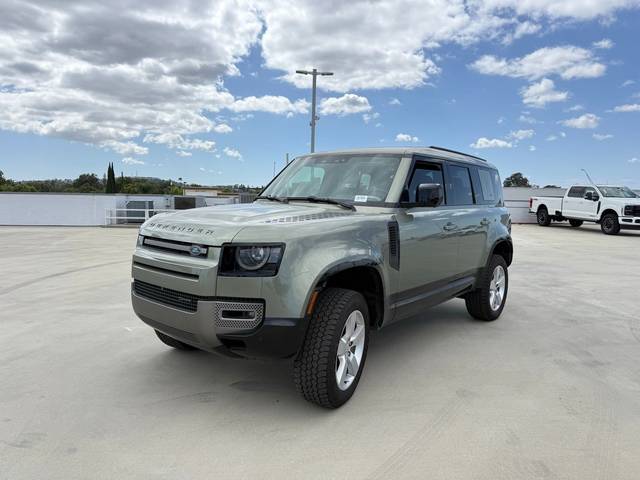 2022 Land Rover Defender 110 X-Dynamic SE AWD photo