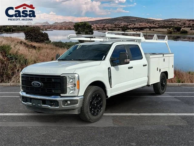 2023 Ford F-250 Super Duty XL RWD photo