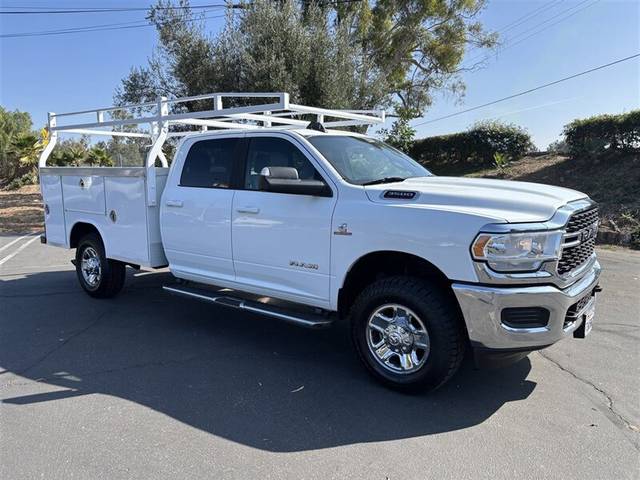 2022 Ram 3500 Big Horn 4WD photo