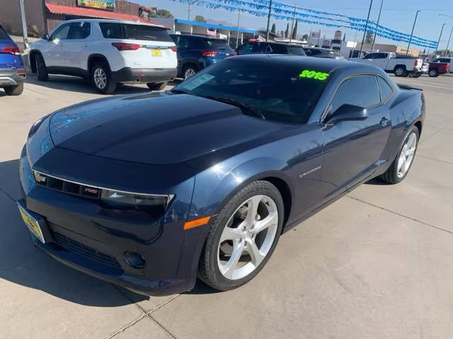 2015 Chevrolet Camaro LT RWD photo