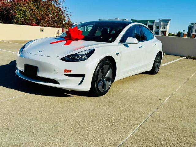 2020 Tesla Model 3 Standard Range RWD photo