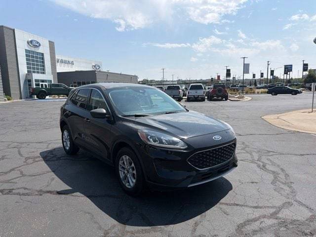 2022 Ford Escape SE AWD photo