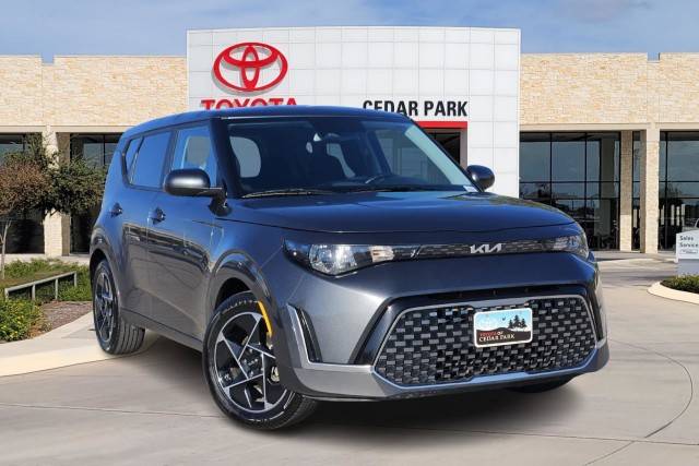 2023 Kia Soul EX FWD photo