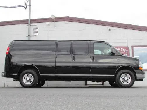 2016 Chevrolet Express LT RWD photo