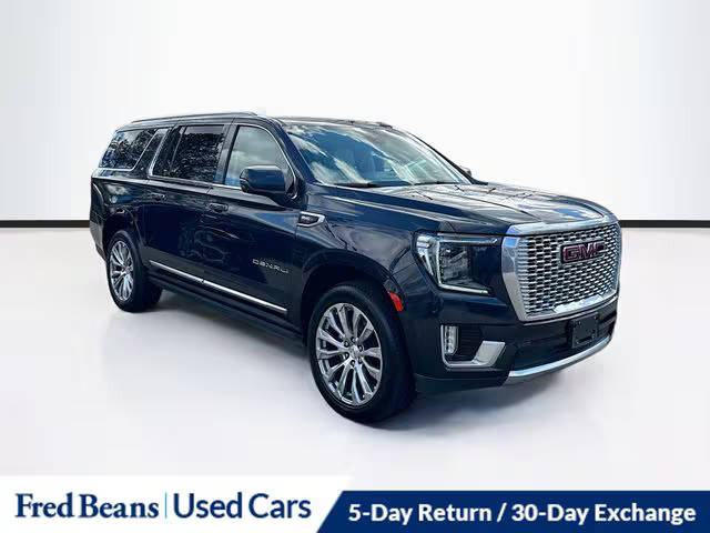 2023 GMC Yukon XL Denali 4WD photo