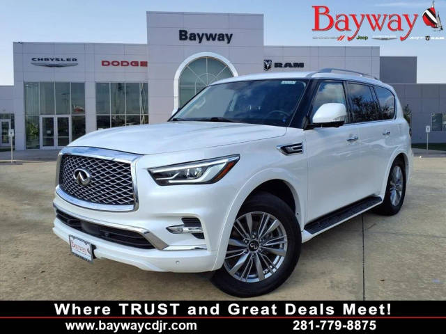 2023 Infiniti QX80 LUXE 4WD photo