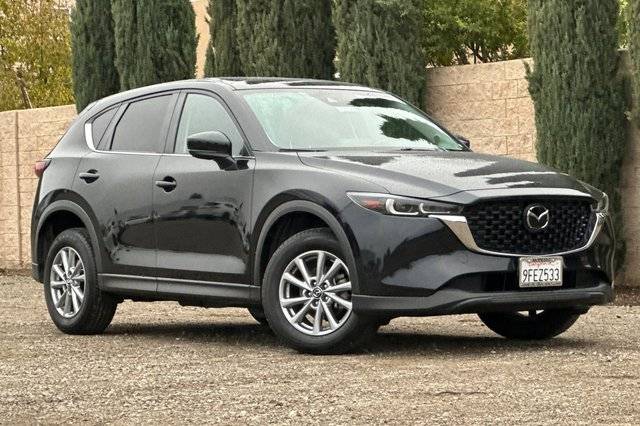 2023 Mazda CX-5 2.5 S Preferred Package AWD photo