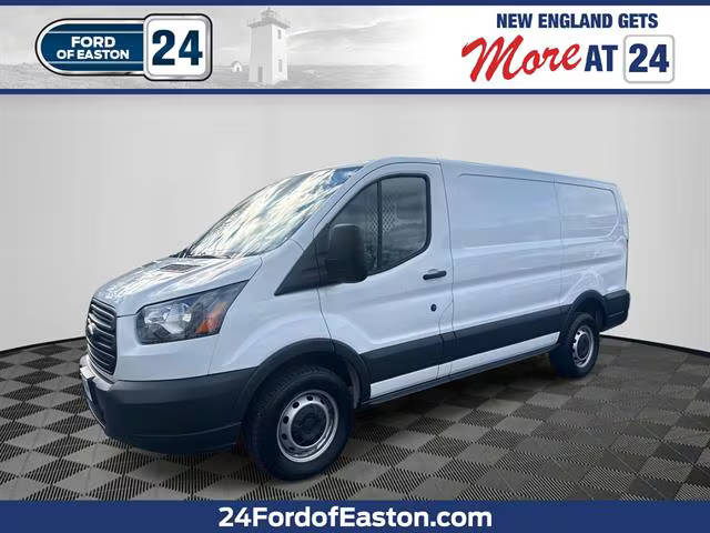 2018 Ford Transit Van  RWD photo