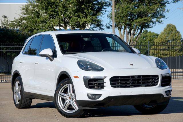 2016 Porsche Cayenne S AWD photo