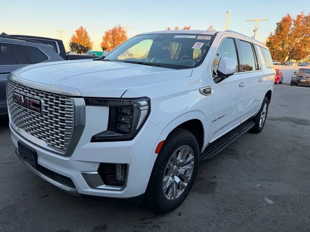 2023 GMC Yukon XL Denali 4WD photo