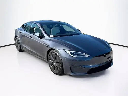 2022 Tesla Model S Plaid AWD photo