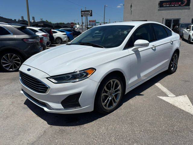 2020 Ford Fusion SEL FWD photo