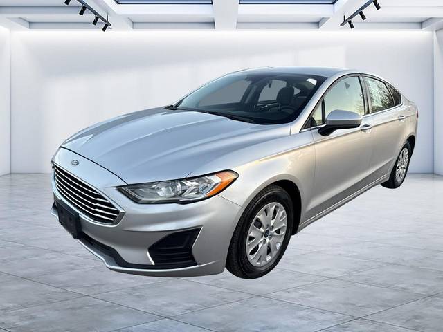 2019 Ford Fusion S FWD photo