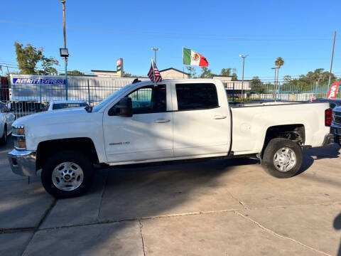 2016 Chevrolet Silverado 2500HD LT RWD photo