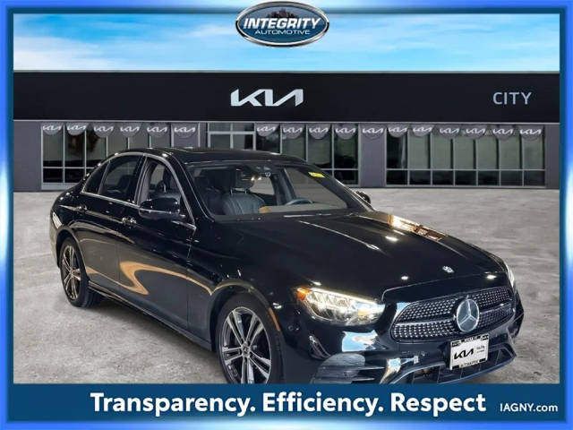 2022 Mercedes-Benz E-Class E 350 AWD photo