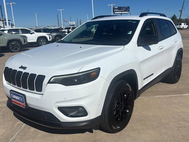 2023 Jeep Cherokee Altitude Lux 4WD photo
