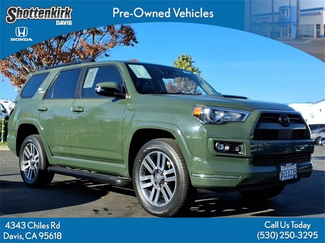 2022 Toyota 4Runner TRD Sport 4WD photo