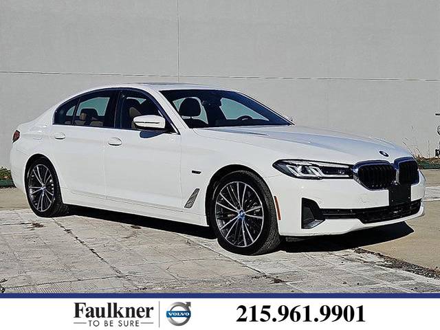 2023 BMW 5 Series 530e xDrive AWD photo