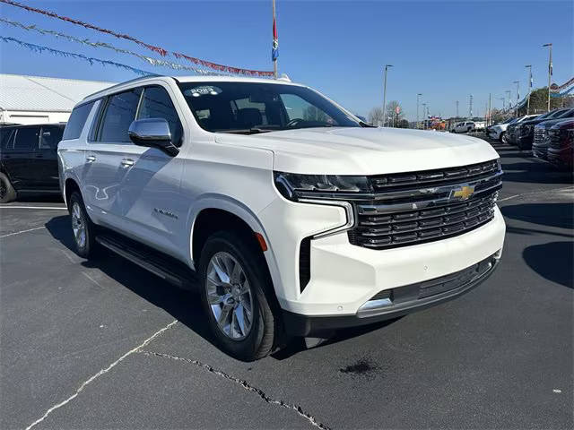 2023 Chevrolet Suburban Premier 4WD photo