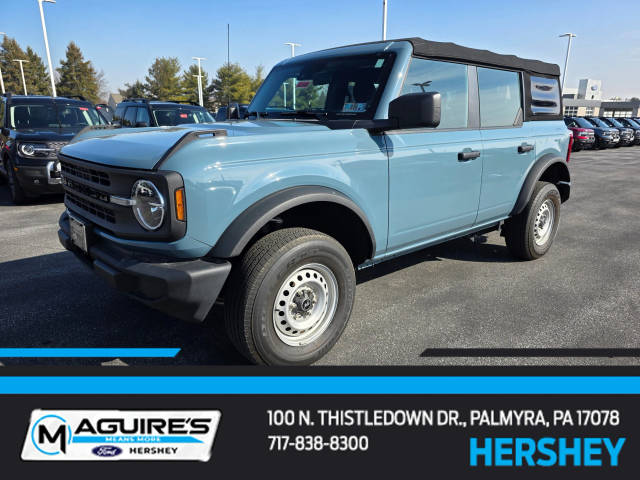 2022 Ford Bronco 4 Door Base 4WD photo