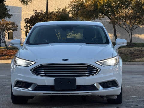 2018 Ford Fusion SE FWD photo