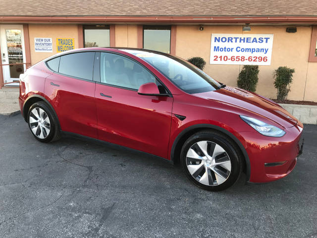 2021 Tesla Model Y Long Range AWD photo