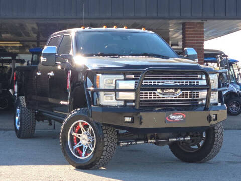 2017 Ford F-350 Super Duty Platinum 4WD photo