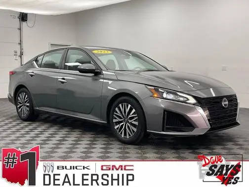 2023 Nissan Altima 2.5 SV FWD photo