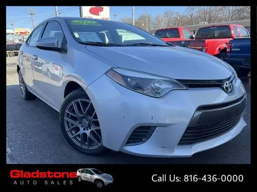 2015 Toyota Corolla LE FWD photo