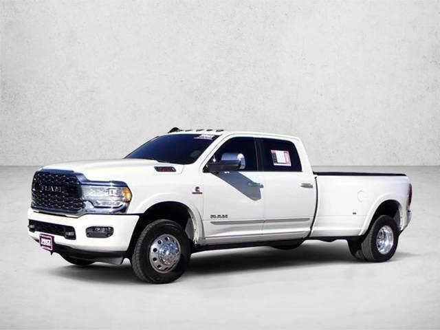 2022 Ram 3500 Limited 4WD photo
