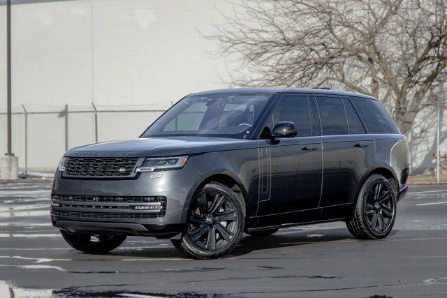 2023 Land Rover Range Rover SE AWD photo