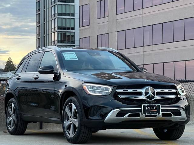 2022 Mercedes-Benz GLC-Class GLC 300 AWD photo