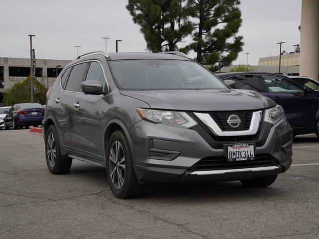 2019 Nissan Rogue SV FWD photo