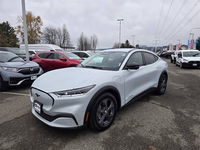 2023 Ford Mustang Mach-E Select AWD photo