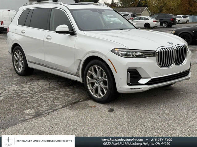 2022 BMW X7 xDrive40i AWD photo