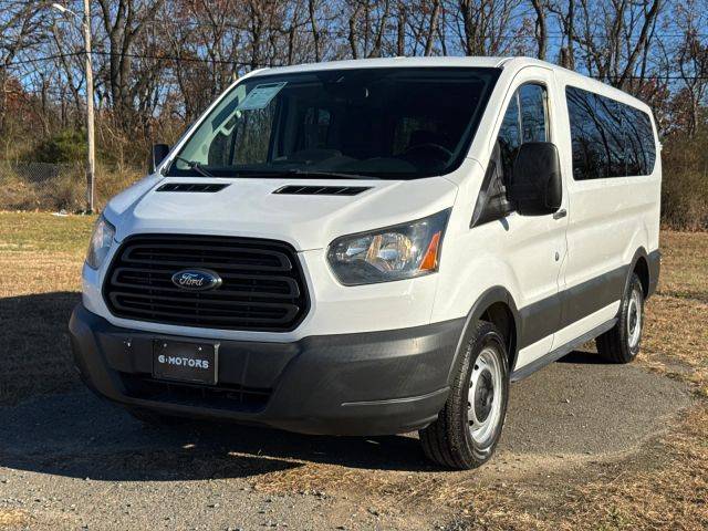 2016 Ford Transit Passenger Wagon XL RWD photo