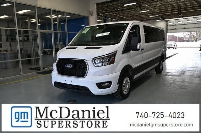 2023 Ford Transit Passenger Wagon XL RWD photo