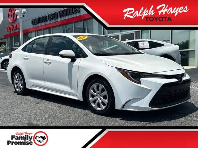 2023 Toyota Corolla LE FWD photo