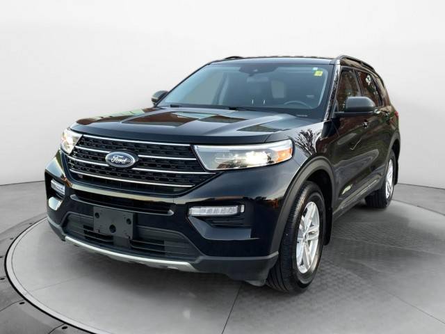 2022 Ford Explorer XLT 4WD photo