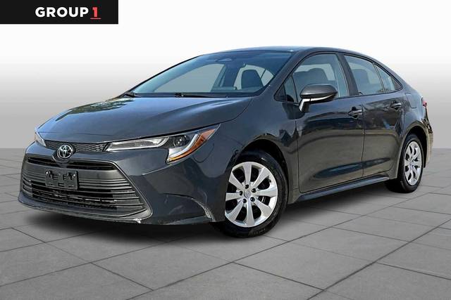 2023 Toyota Corolla LE FWD photo