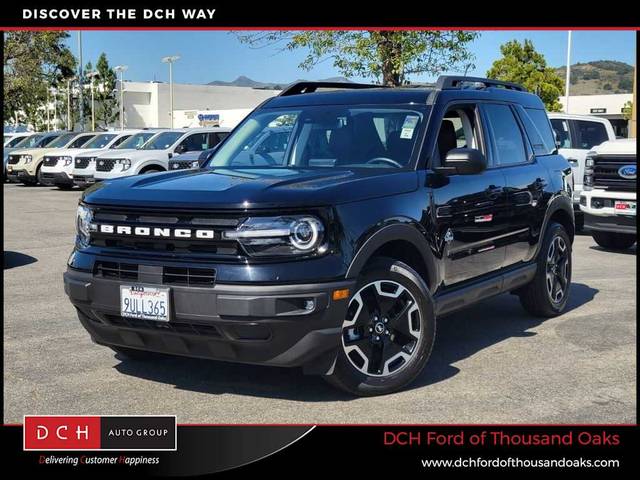 2023 Ford Bronco Sport Outer Banks 4WD photo
