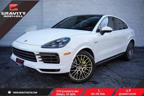 2023 Porsche Cayenne Coupe Platinum Edition Hybrid AWD photo