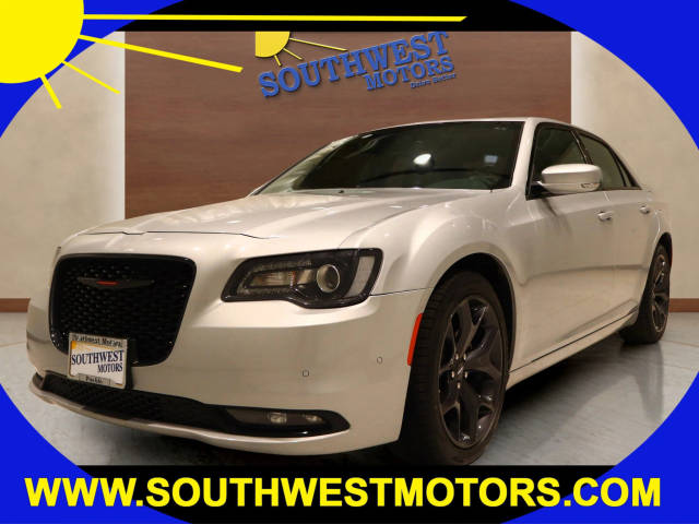2023 Chrysler 300 300S RWD photo