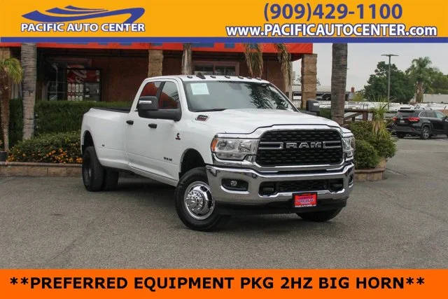 2023 Ram 3500 Big Horn 4WD photo
