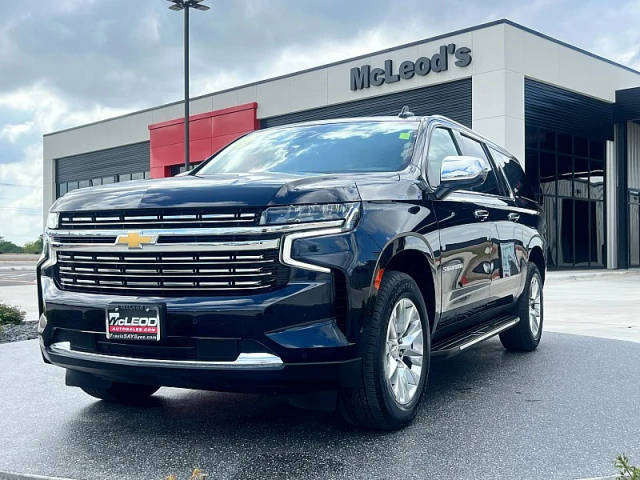 2023 Chevrolet Suburban Premier RWD photo