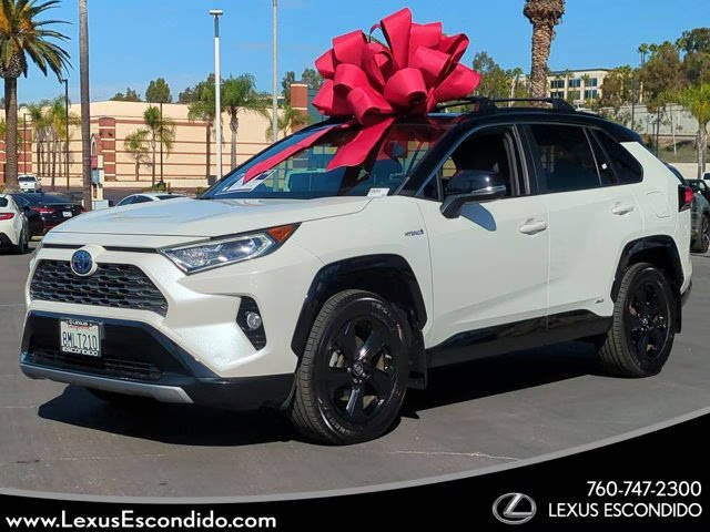 2019 Toyota RAV4 Hybrid XSE AWD photo