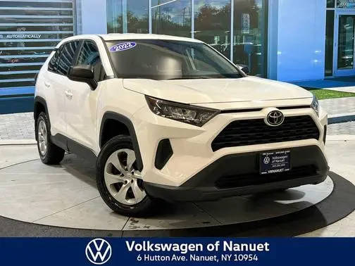 2022 Toyota RAV4 LE AWD photo
