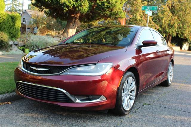 2015 Chrysler 200 Limited FWD photo