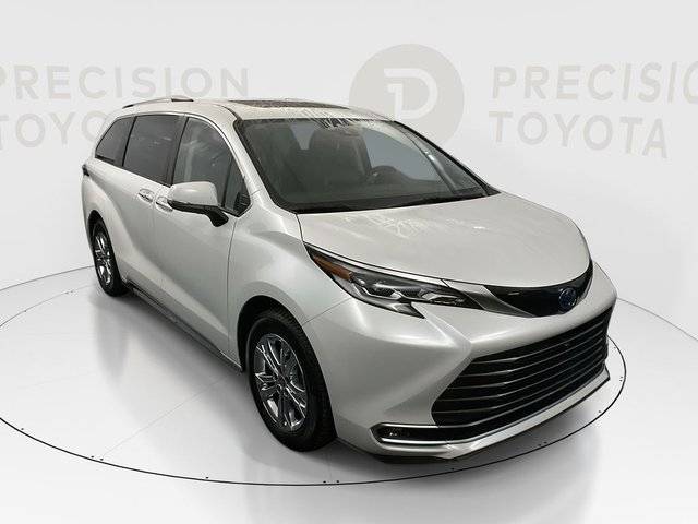 2022 Toyota Sienna Platinum AWD photo