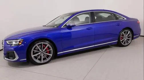 2023 Audi S8 AWD photo